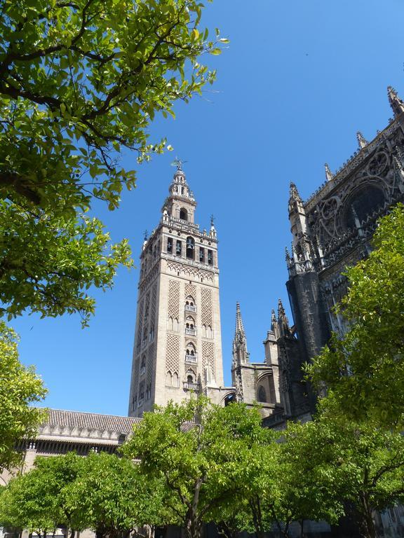 Hostly Acetres 2A-Penthouse In City Center-Fibre-Parking Opt Sevilla Eksteriør billede