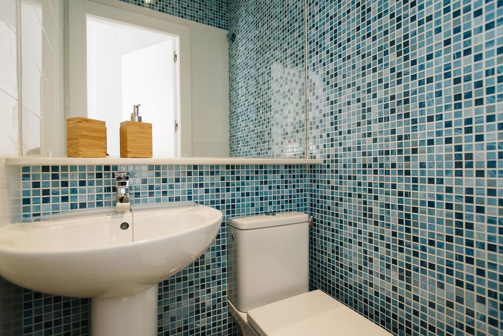 Hostly Acetres 2A-Penthouse In City Center-Fibre-Parking Opt Sevilla Eksteriør billede